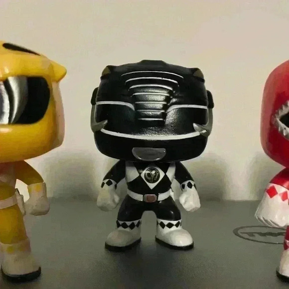 Set of 5 Mighty Morphin’ Power Rangers Funko Pops - Picture 2 of 7